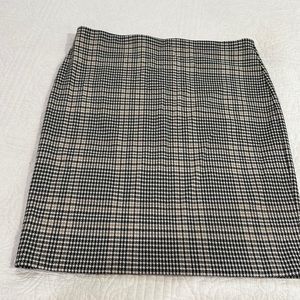 Ann Taylor Factory Houndstooth pencil skirt.